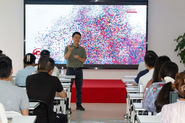 銘記歷史，砥礪前行——瑞方人力組織觀看九三閱兵儀式 第3張