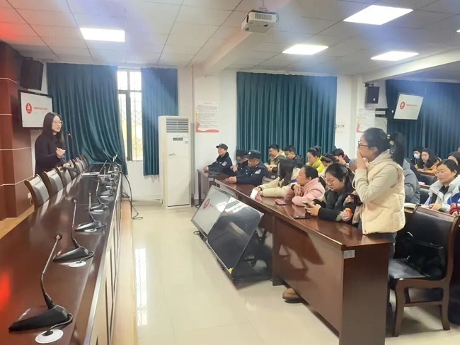 以訓賦能強本領 專業服務促提升！瑞方人力聯合華興街道開展專職網格員、綜治隊員培訓活動 第3張